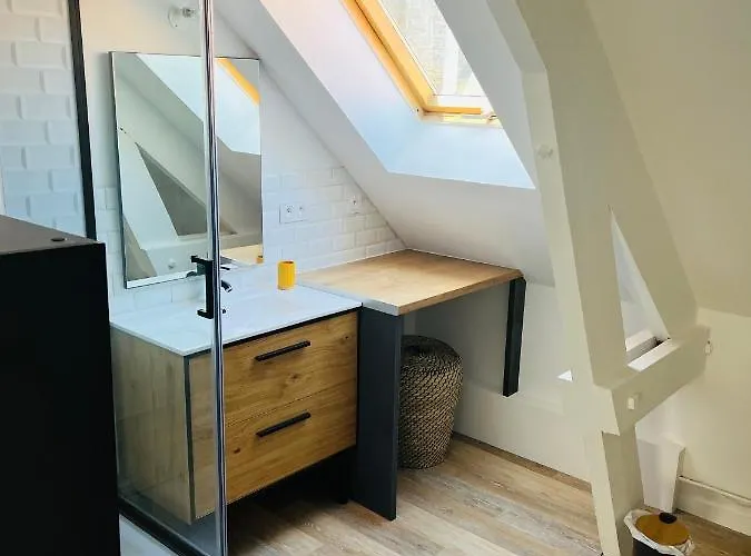 Cosy En Coeur De Vieille *